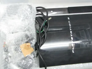 宅配買取にて東京都豊島区のお客様から箱なしPCソフト、ゲーム機を買取させて頂きました